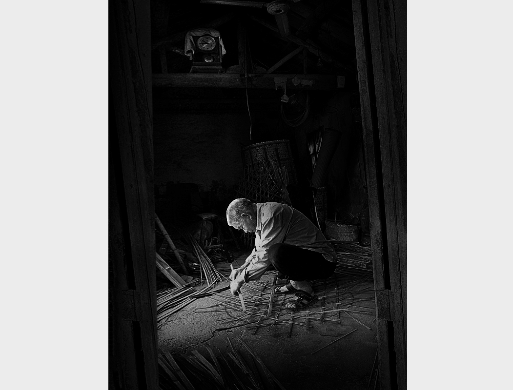 1205281210f78a4683e5561864Ϊܶ-1 .jpg